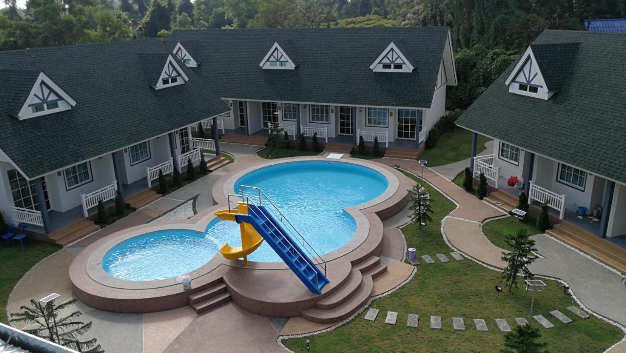 English Resotel : อิงลิช รีโซเทล Nakhon Si Thammarat Exterior photo
